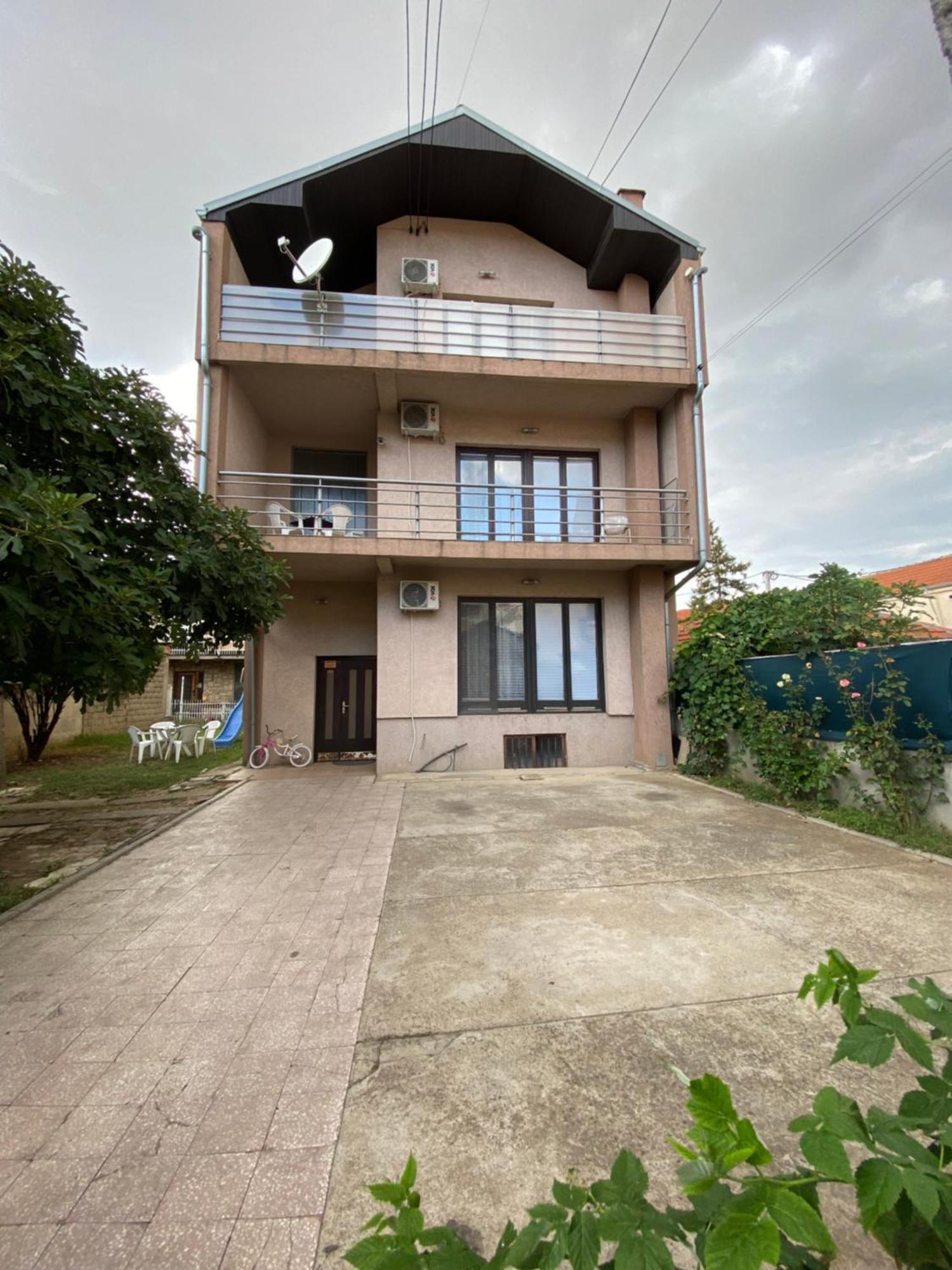 Apartmani Dora Leskovac Leskovac  Exteriér fotografie